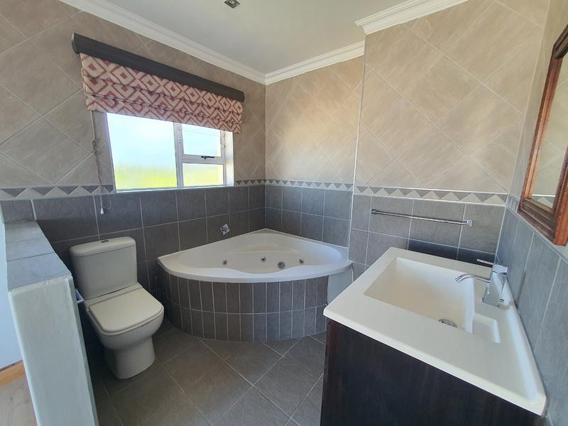 3 Bedroom Property for Sale in Dana Bay Western Cape